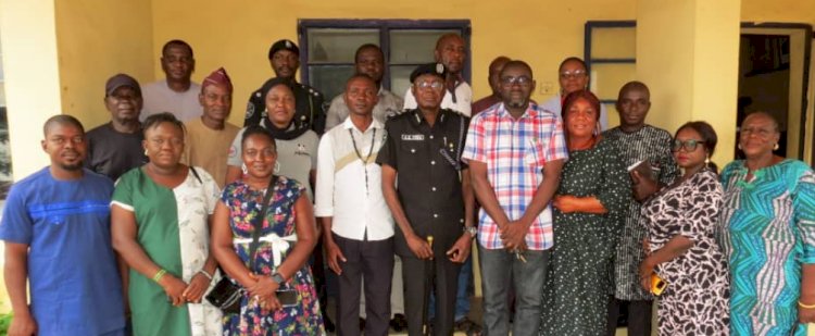 Journalists' Haters Have Something To Hide  - AIG Zone 4